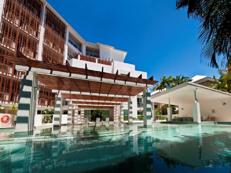 201 Street Resort 4*