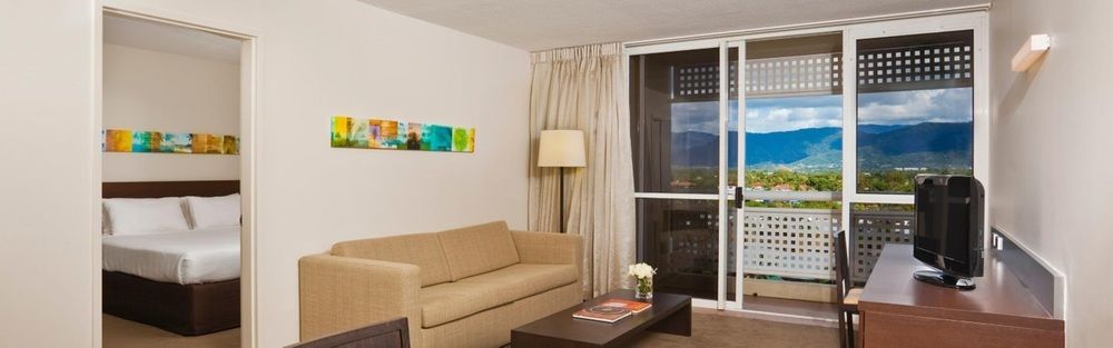 Harbourside Hotel