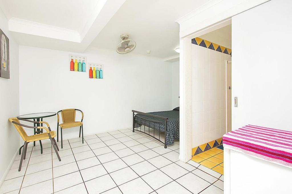 Caravella Backpackers Nhà trọ Cairns