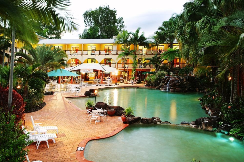 Resort Palm Royale