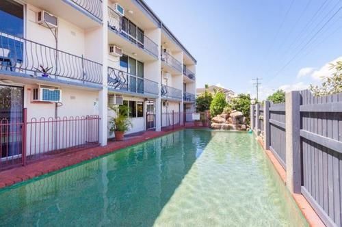 Cairns Holiday Lodge Khách sạn hẻo lánh