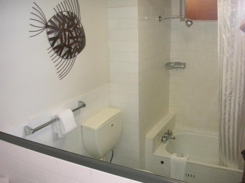Cairns Holiday Lodge Khách sạn hẻo lánh 3*