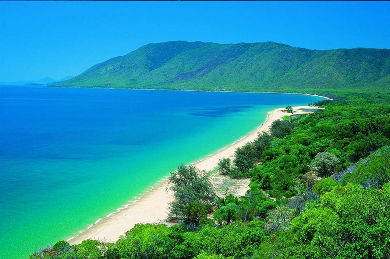 The Red Sparrow 5* Cairns