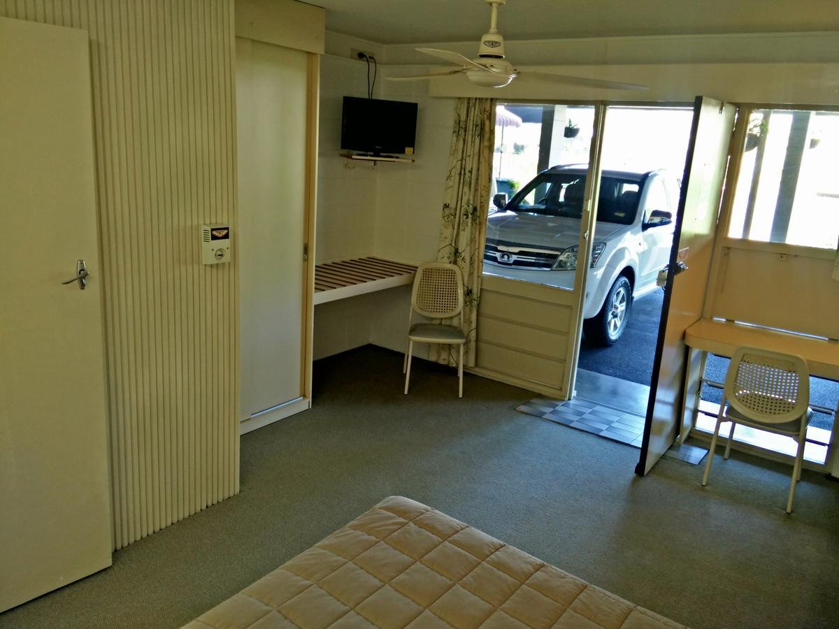 Motor 3* Cairns