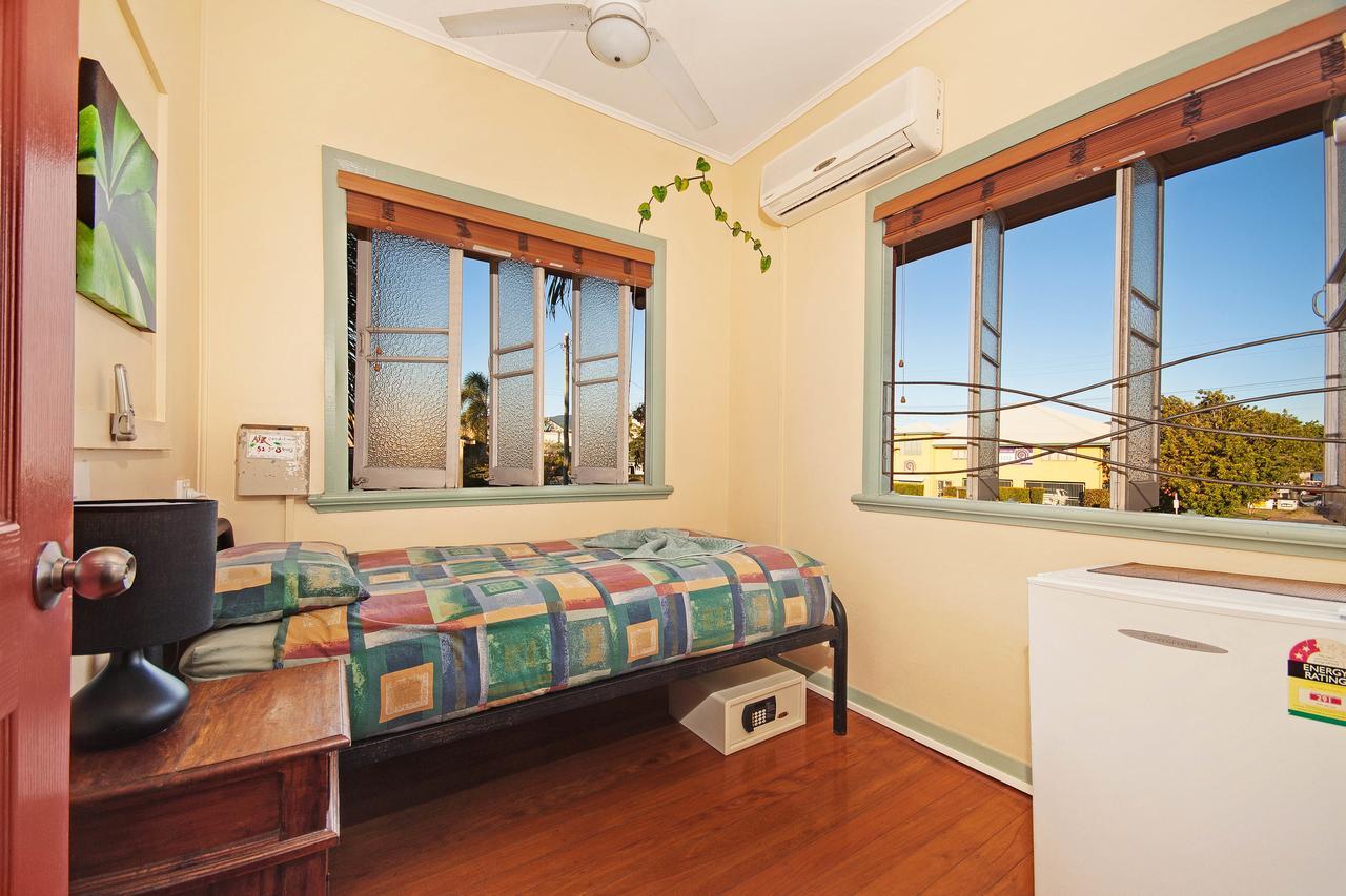 Travellers Oasis Hostel Cairns