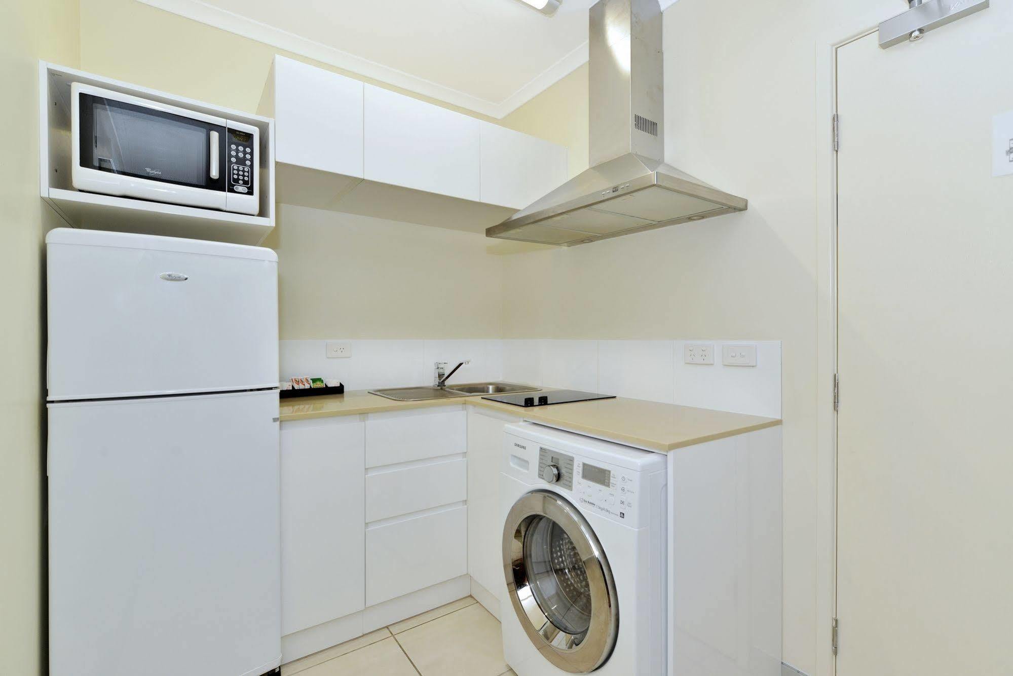 Queenslander & Cairns
