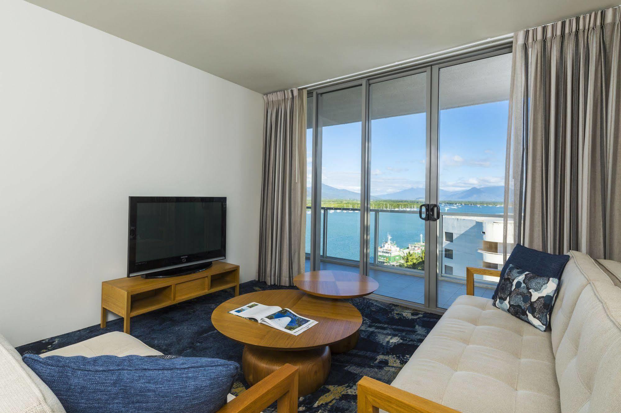 Aparthotel The Sebel Harbour Lights 4*