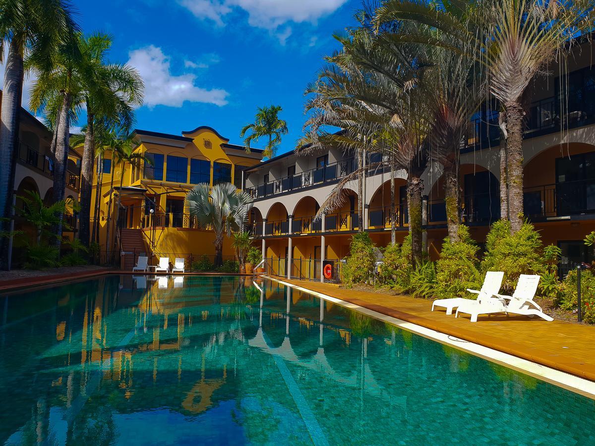 Palm Royale