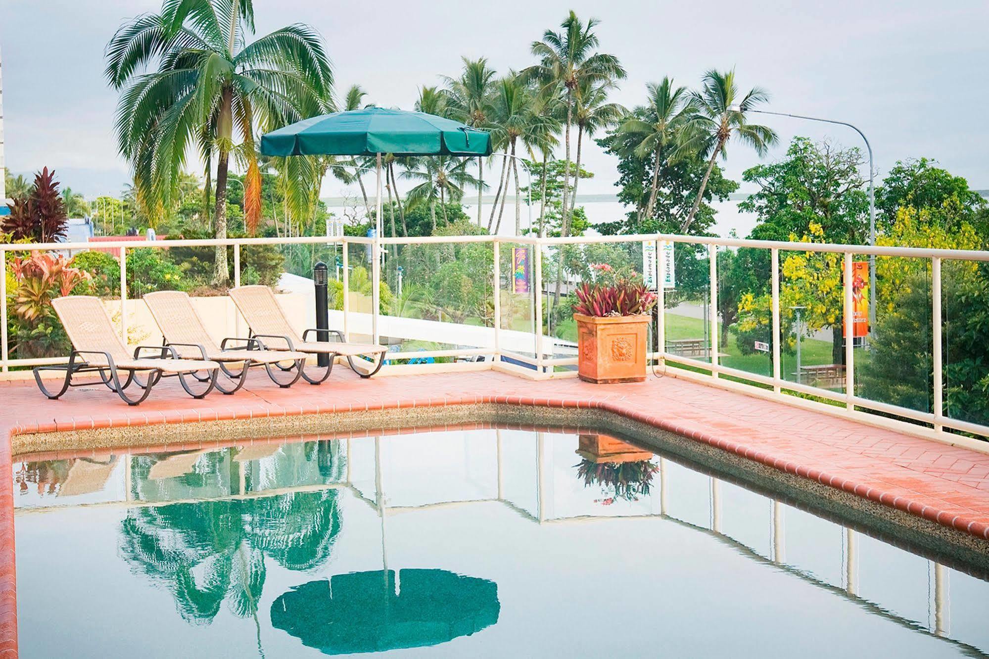 Breakfree Royal Harbour Aparthotel
