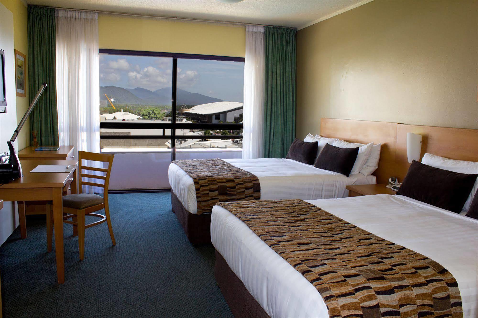 The Benson 4* Cairns