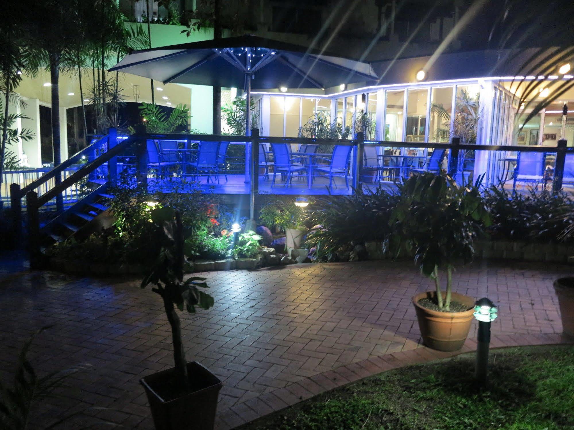 Hotel Sheridan Cairns