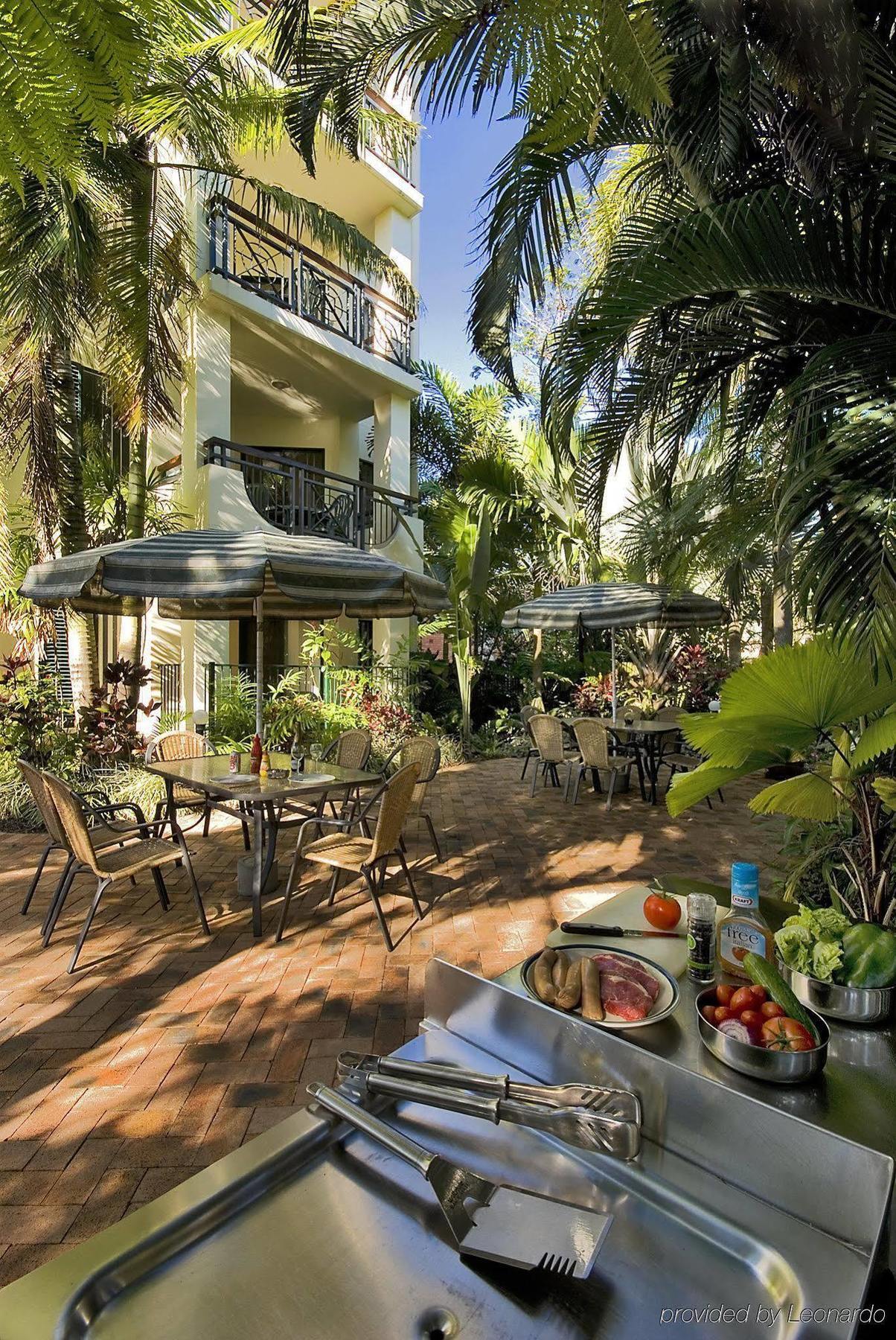 Tropic Towers 4*