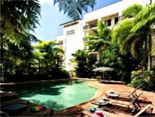 Tropic Towers Aparthotel Cairns