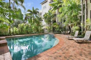Aparthotel Tropic Towers Cairns
