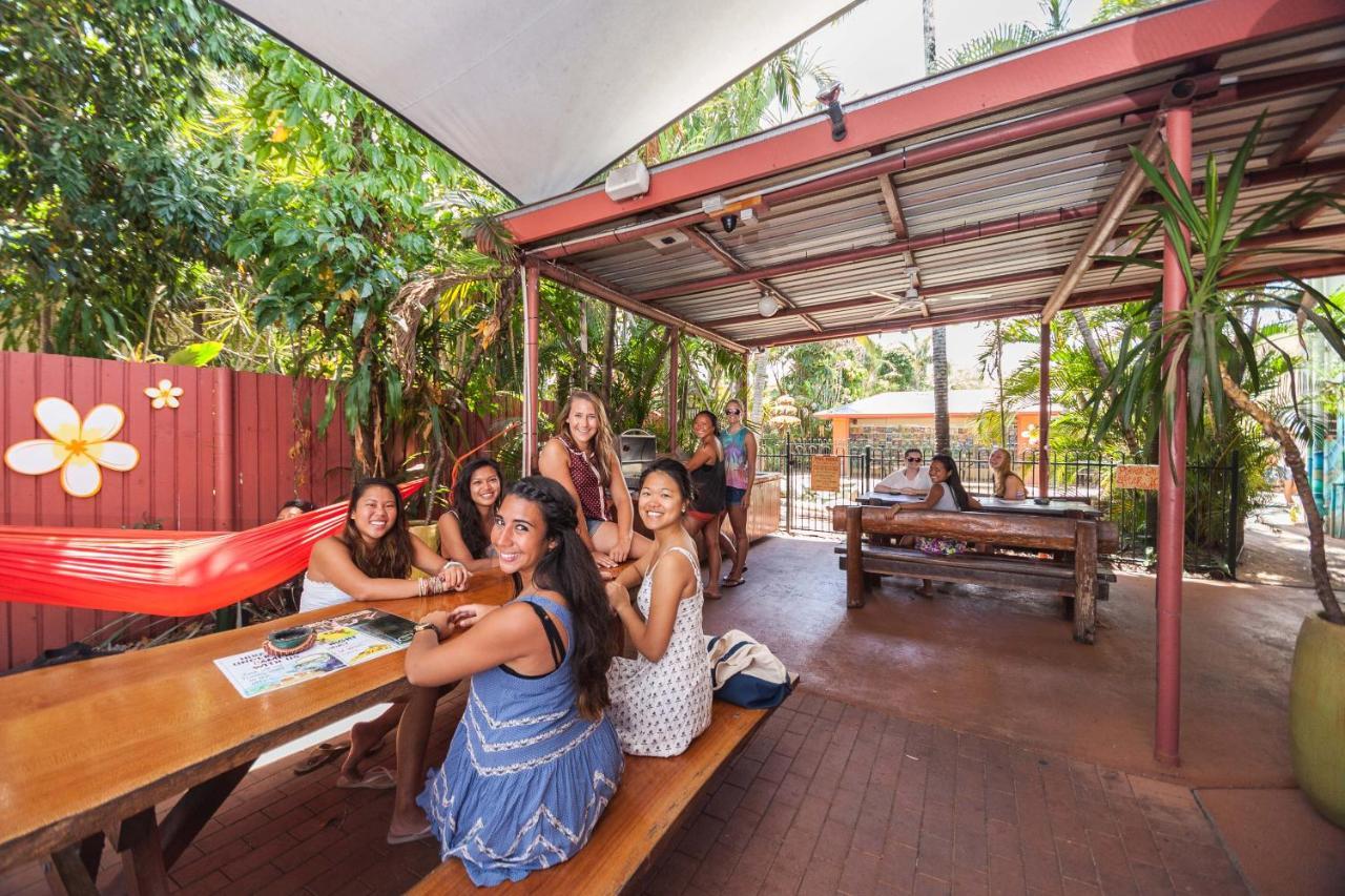 Hostel Travellers Oasis *