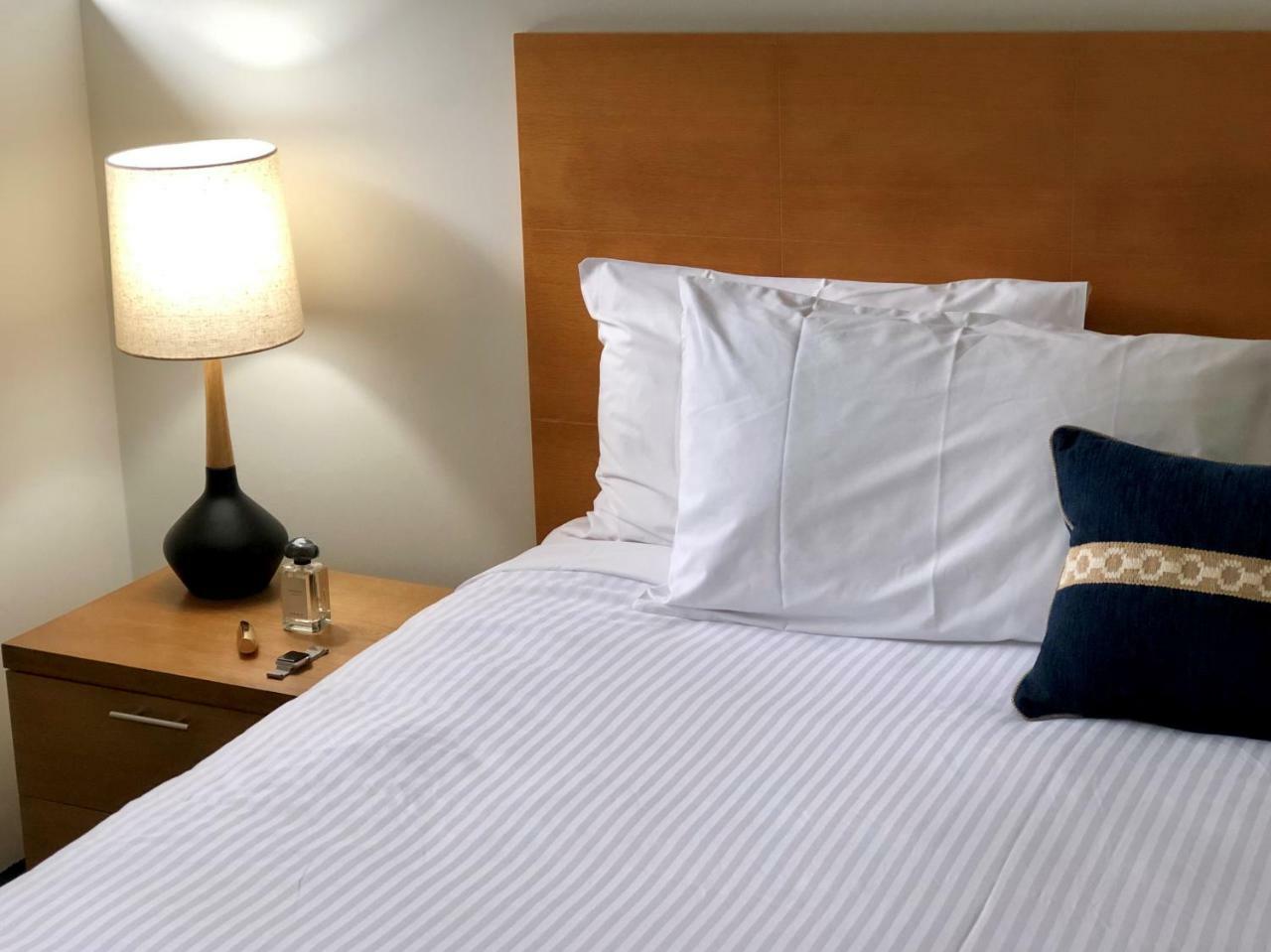 The Sebel Harbour Lights Aparthotel