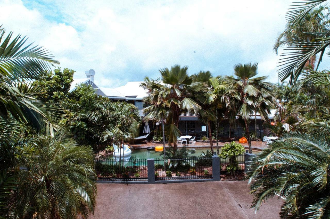 Nomad Aparthotel 3*