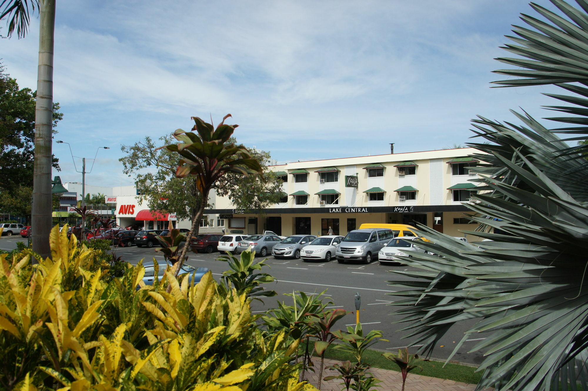 Hotel Lake Central Cairns Cairns