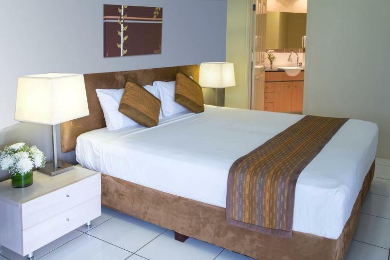 Hotel Piermonde Cairns