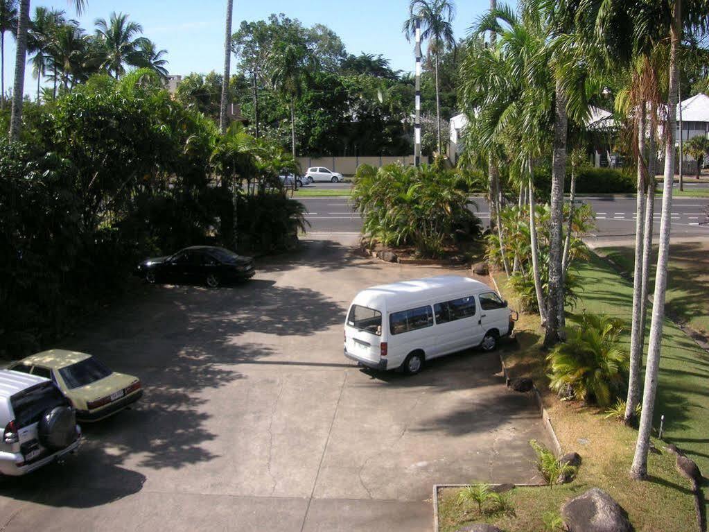 Cairns Holiday Lodge 3*