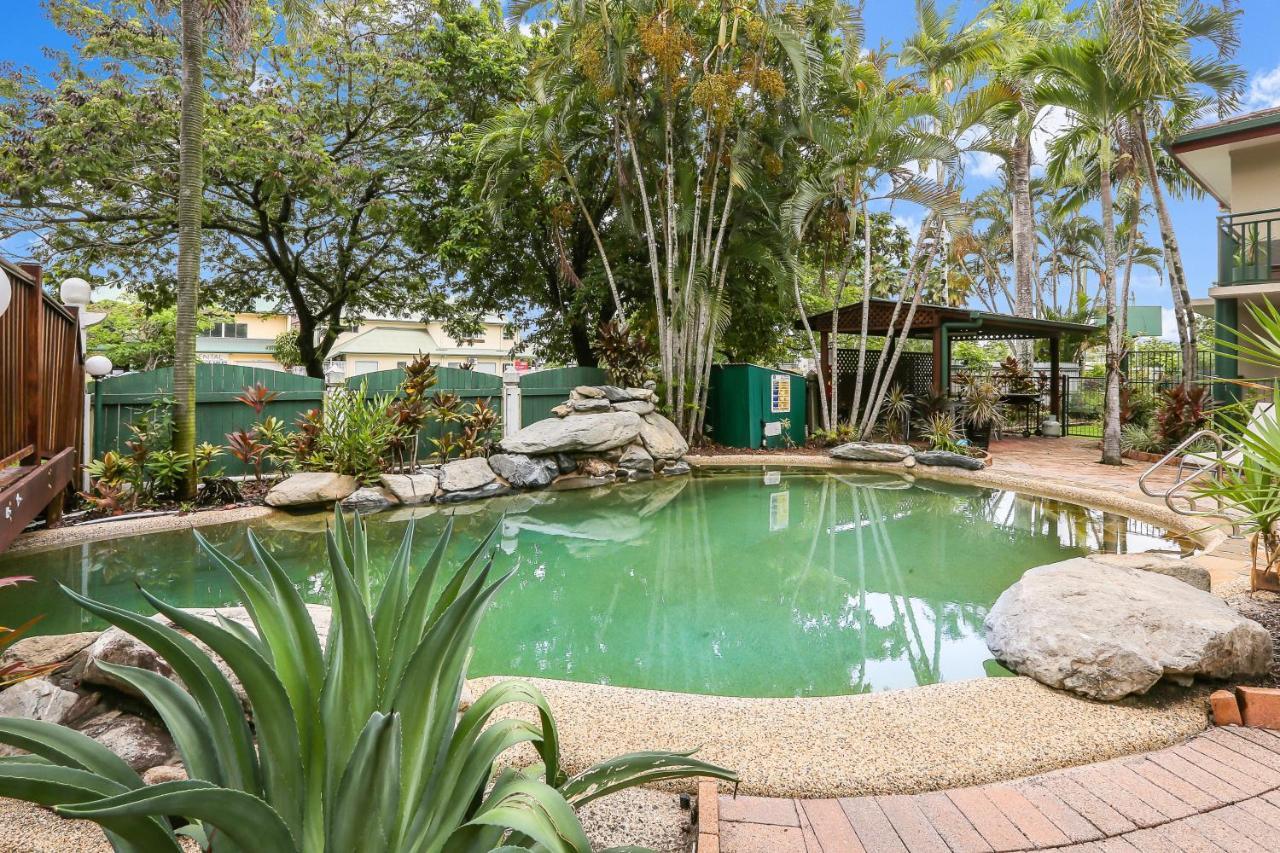 Koala Court 4*